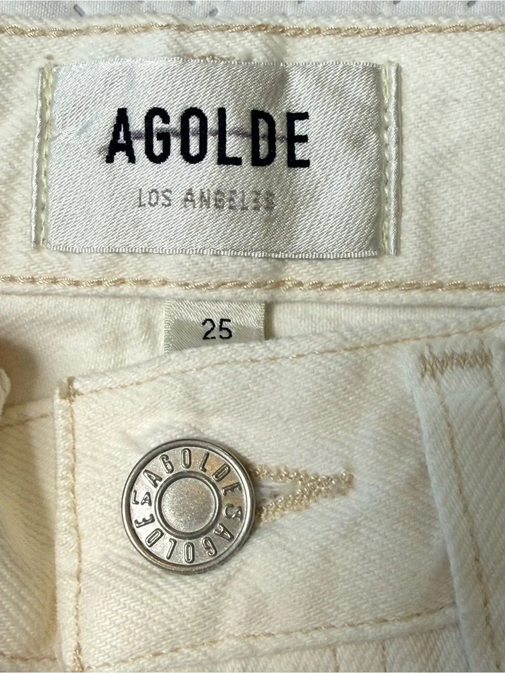 AGOLDE Parker Long Loose Fit Vintage Shorts Size 25 In Panna Cotta
